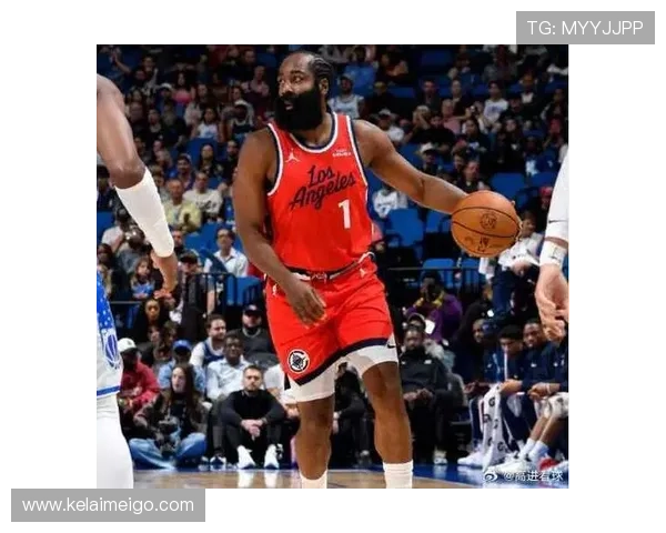 快船半场罚球仅3次哈登与祖巴茨成唯一罚球者引发热议